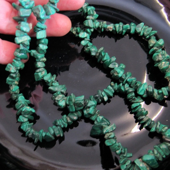 Vintage Jewelry - Vintage Malachite Nugget Necklace